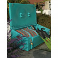 COFFRE DE JARDIN 100L AVEC GRENOUILLERES ET CADENAS POUR STOCKAGE ET R...